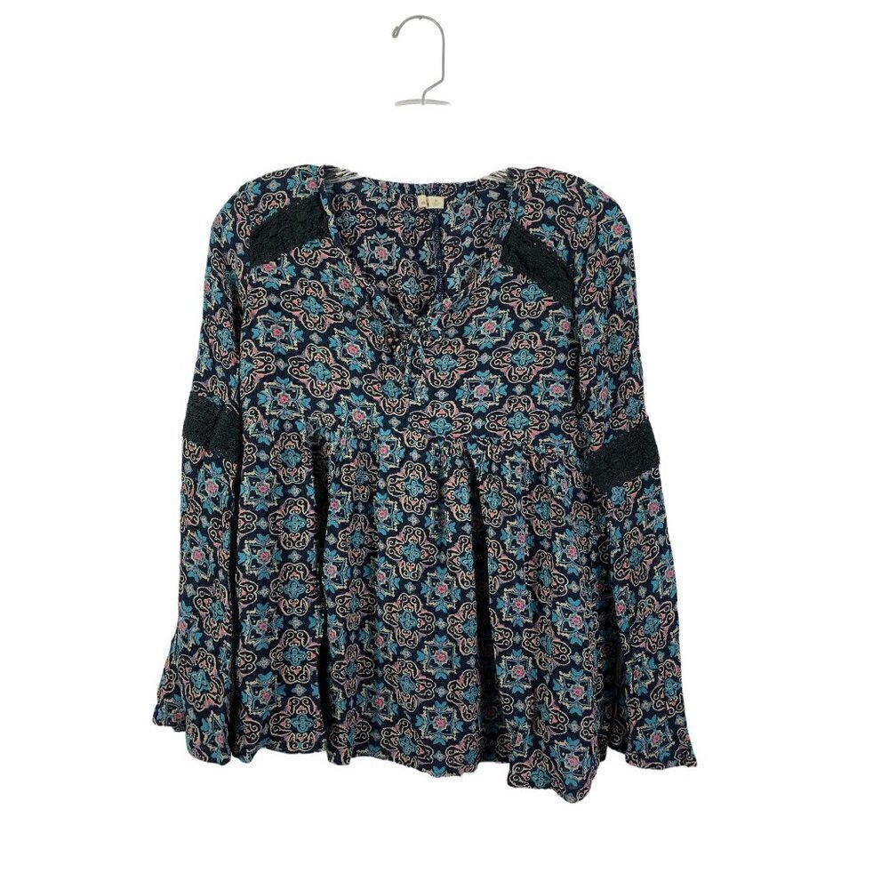 Hollister Women's LightWeight Blouse